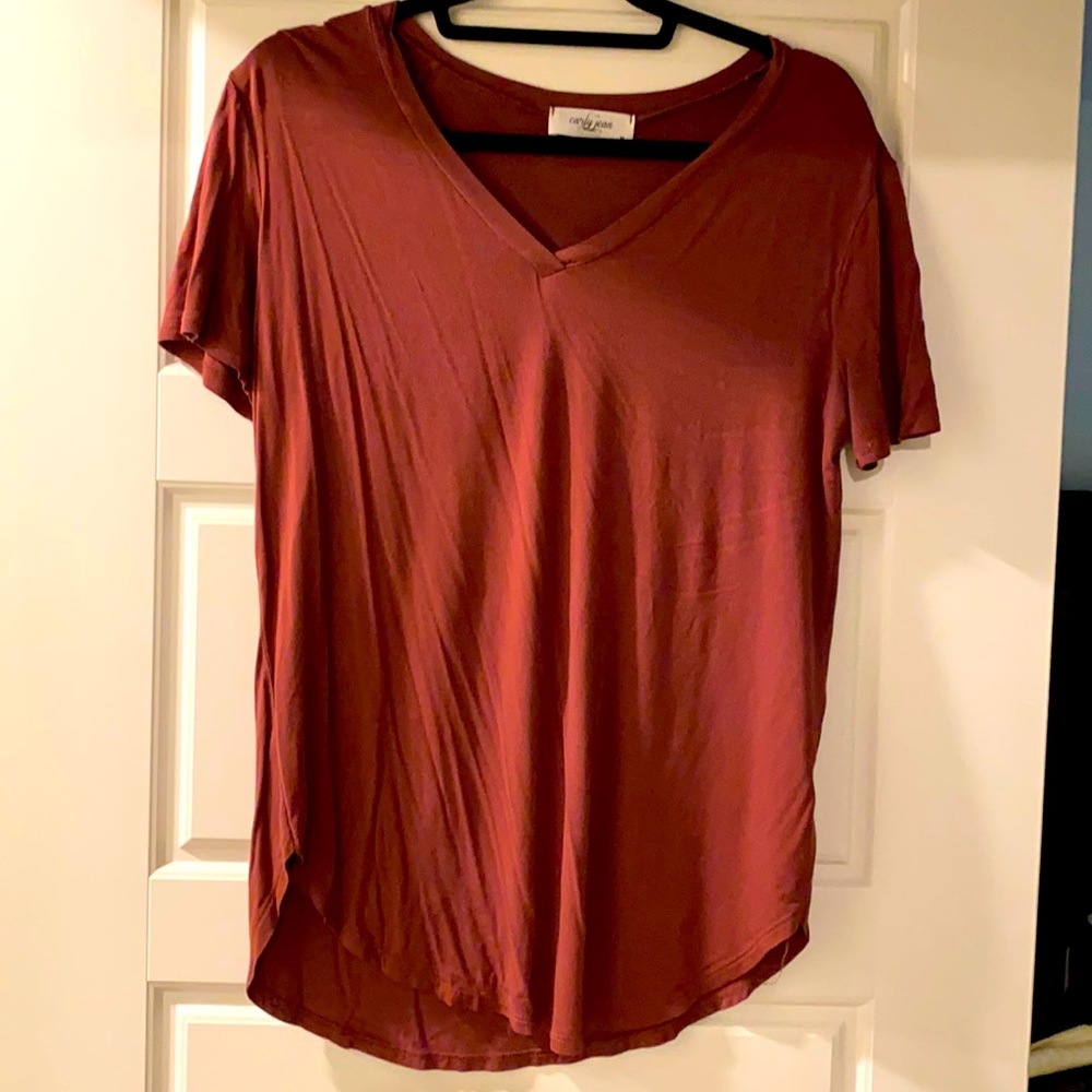 Carly jean basic t shirt